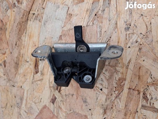 Peugeot 107 (2005-2014) Csomagtérajtó Zár