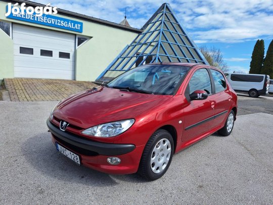Peugeot 206 1.4 Presence Magyarországi 131020 K...