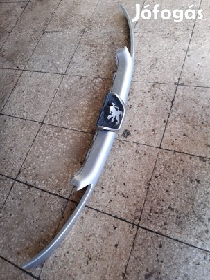 Peugeot 206 Első Lökhárító Középső Díszléc