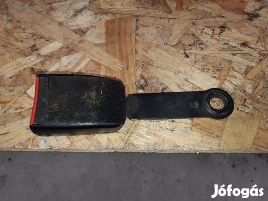 Peugeot 206 Hátsó Biztonsági Öv Csatlakozó