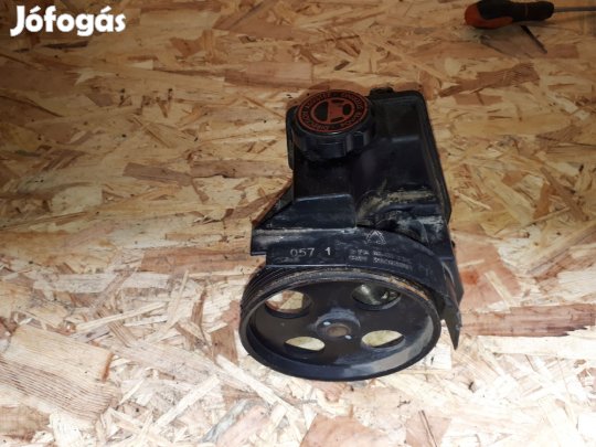 Peugeot 206 Kormányszervó Szivattyú + Szervó Tartály