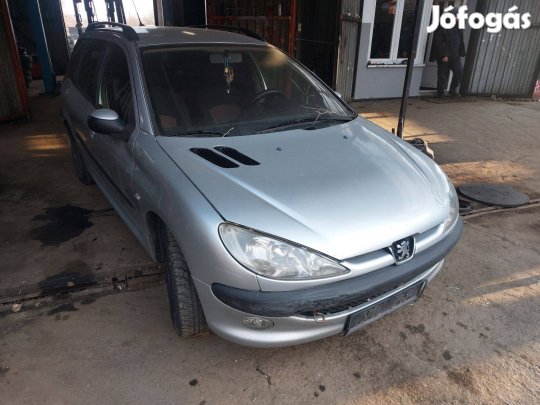 Peugeot 206 SW karosszéria elemei szürke
