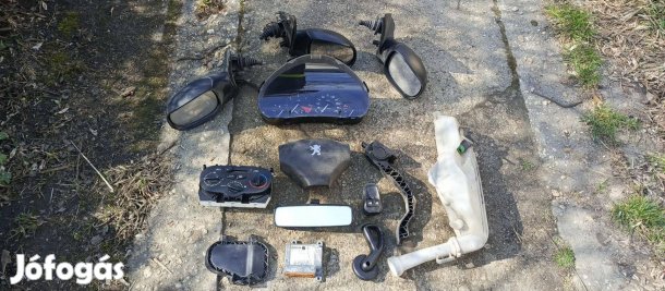 Peugeot 206 alkatrészek csomagban 5000 Ft!!