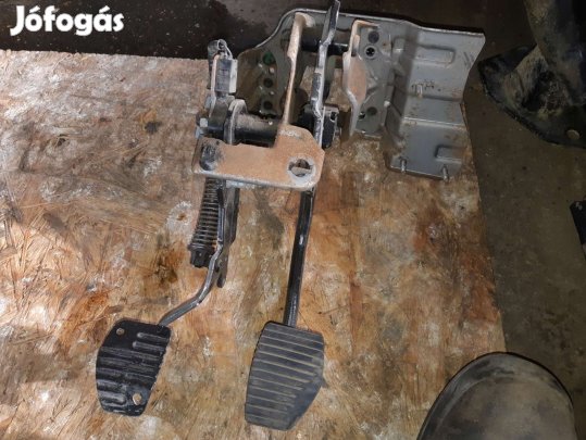 Peugeot 207 Pedálsor: Kuplung + Fék