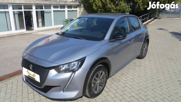 Peugeot 208 e-208 50KWh 11KW AC Töltés-Digitklí...