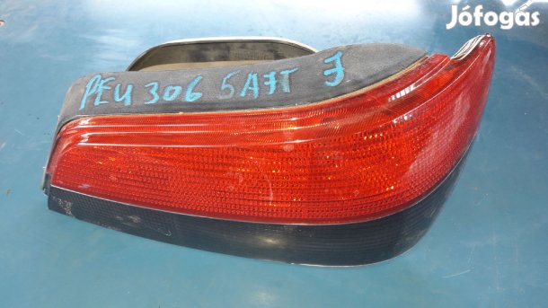 Peugeot 306 Jobb Hátsó Lámpa