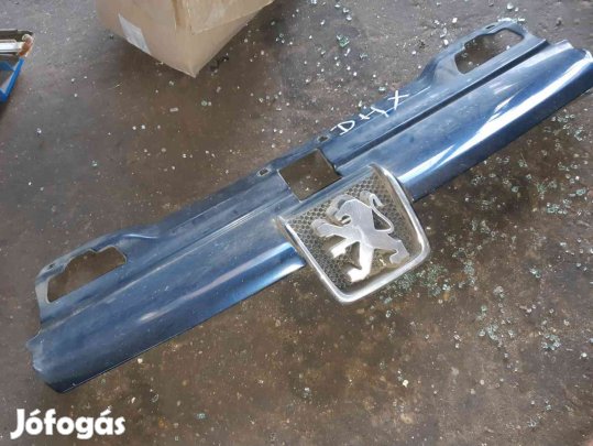 Peugeot 406 Zárhíd Burkolat