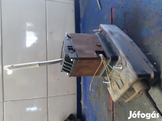 Peugeot 407 Váltó Kulissza