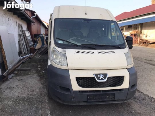 Peugeot Boxer 2.2hdi alkatrészek