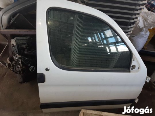 Peugeot Partner II Jobb Első Ajtó