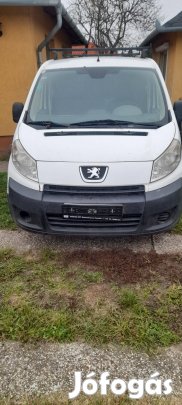 Peugeot exper 1.6 hdi elsőlámpák