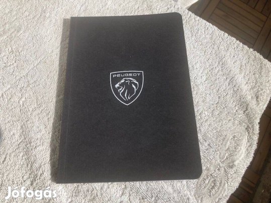Peugeot fekete jegyzetfüzet, notesz
