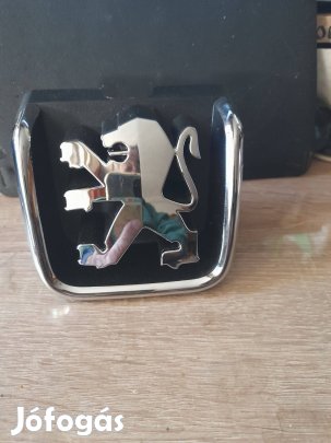 Peugeot jelvény hűtőmaszkra