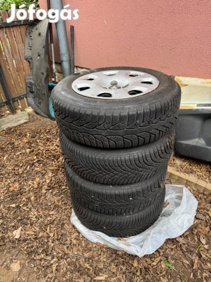 Peugeot lemezfelni garnitúra gumival