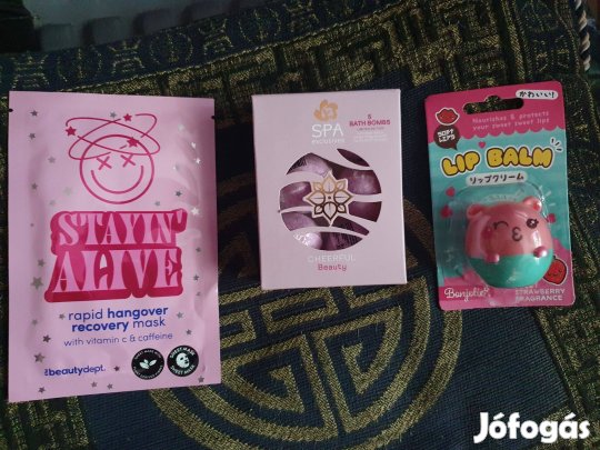 Pezsgő fürdőbomba - vanília, pacsuli + Ajakír + Arcmaszk