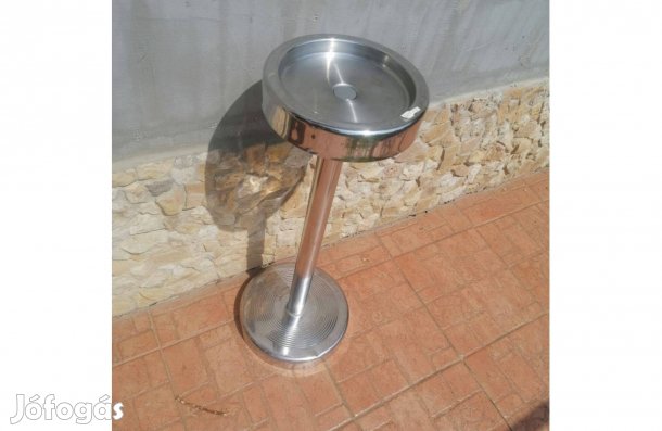 Pezsgős vödör tartó állvány eladó!