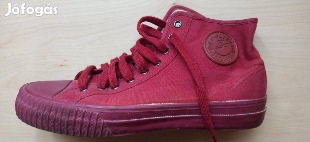 Pf flyers cipő. Gyakorlatilag új, egyszer volt lábon. 