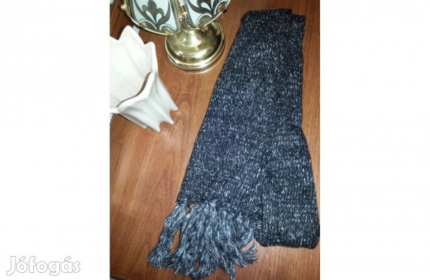 Philip Russel férfi sál