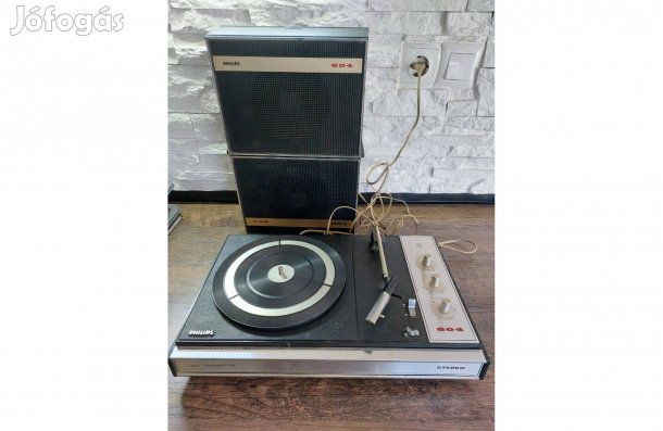 Philips 604 lemezjátszó 2 db hangfallal, tökéletesen működik,