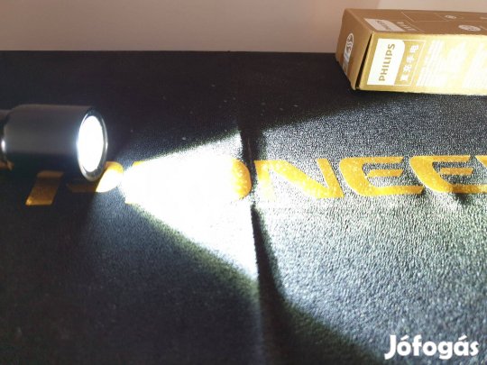 Philips SFL1235 túra horgász vadász lámpa zseblámpa