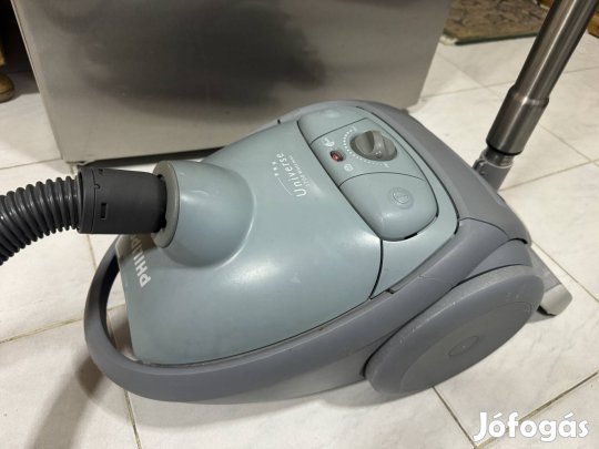 Philips porzsákos porszívó 1700w