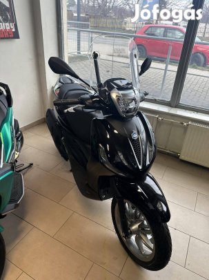 Piaggio Beverly 400 /Mo.-i/1.-tulaj/690Km!/Karc...