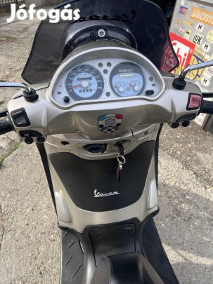 Piaggio Beverly 500