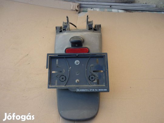 Piaggio Beverly 500 hátsó sárvédő rendszámtábla tartó rendszámtartó