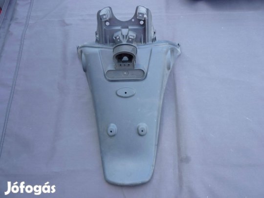 Piaggio Fly hátsó sárvédő farokidom farok idom
