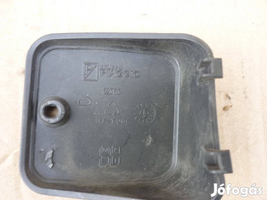 Piaggio MP3 MP 3 fékolaj tartály fedél