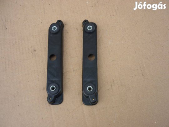 Piaggio MP3 MP 3 plexi alatti tartó plexitartó betétidom