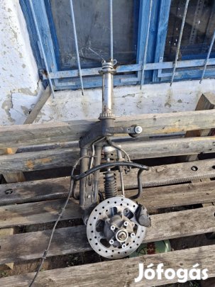 Piaggio Mp3 első futómű