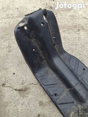 Piaggio Nrg , Typhoon térd idom