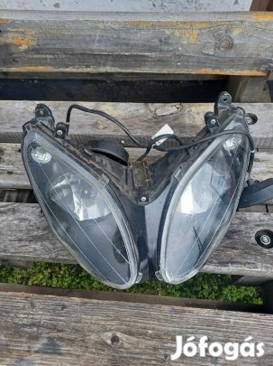Piaggio Nrg mc4 első lámpa kis hibával