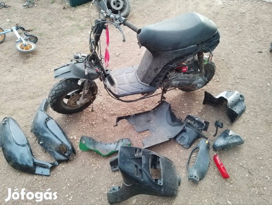 Piaggio Typhoon alkatrészek alkatrész