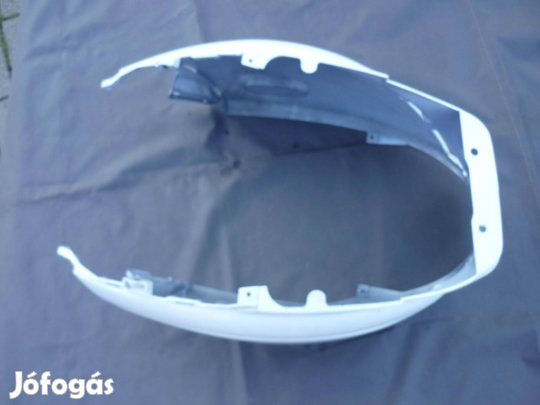 Piaggio ZIP II 2 oldalidom ülés alatti nagy idom