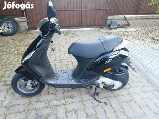 Piaggio Zip II 4T robogó 