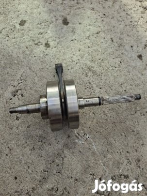 Piaggio főtengely  4 ütemű modellekhez Zip Fly Liberty