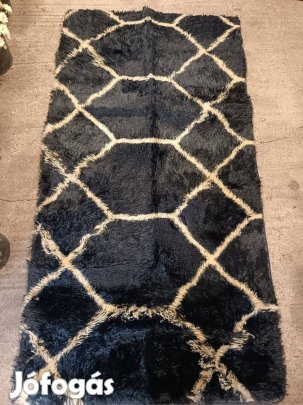 Pihe-puha szőnyeg 