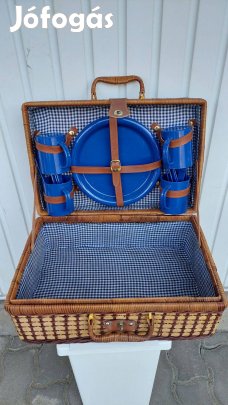 Piknik táska tartozékokkal