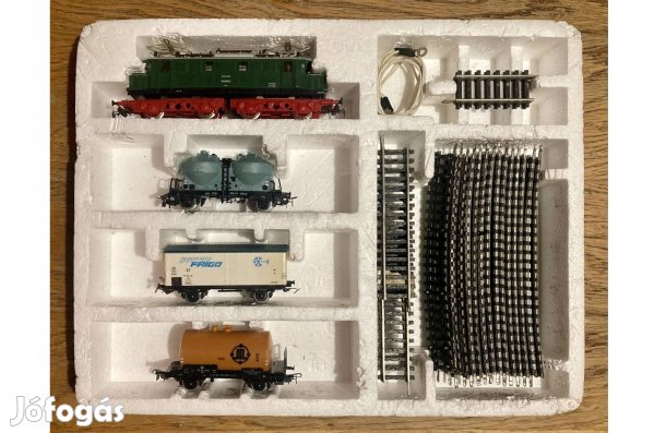 Piko H0 Komplett Anlage nagy villanymozdonyos terepasztal szet