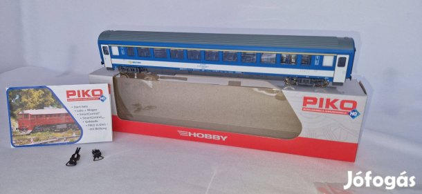 Piko H0 - 97102 - 1. osztályú személyszállító Máv kocsi