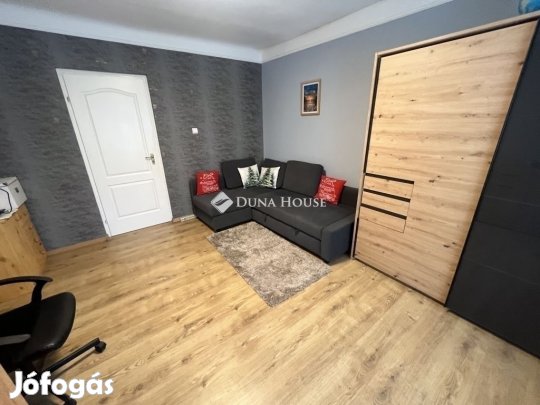 Pilisi 100 nm-es ház eladó