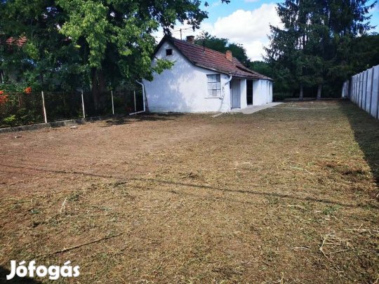Pilisi 50 nm-es ház eladó