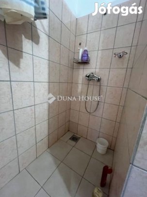 Pilisi eladó 45 nm-es ház