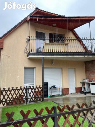 Pilisszántón megfizethető árú, családi ház eladó!