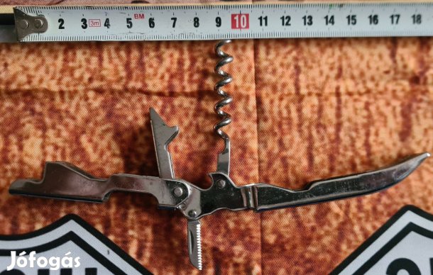 Pincér sör-bor nyitó