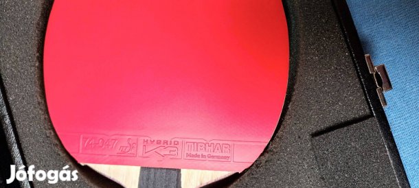 Pingpon ütő tároló dobozával együtt