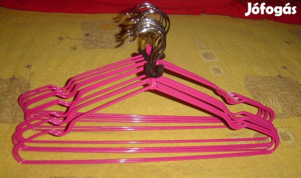 Pink vállfa (12 db) - fém / műanyag, a stílusos vidám rendszerezéshez