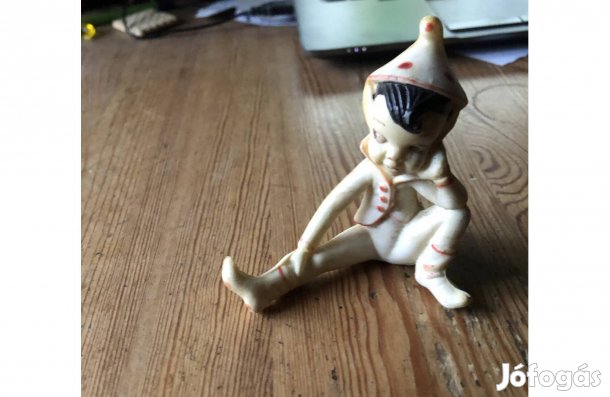 Pinocchio figura dísztárgy 2500 Ft